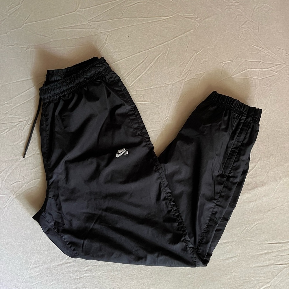 Nike Black Jogger Track Windbreaker Pants